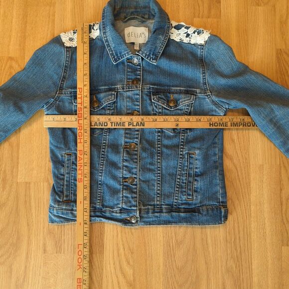 Delia’s Denim Jean Jacket Womens Small Y2K Crochet Flowers Floral - Picture 3 of 7
